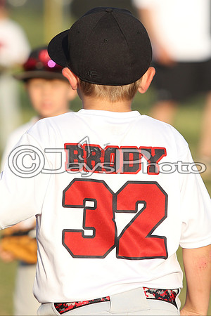 Bomb Squad vs. Cardinals 6-7 year old (Pitching Machine) 5-5-2015 (©Justin Manning) JWM_0221