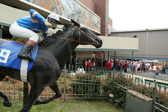 Arkansas Derby 4-11-2014 (© Justin Manning) JWM_0230