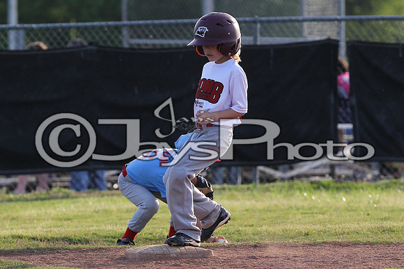Bomb Squad vs. Cardinals 6-7 year old (Pitching Machine) 5-5-2015 (©Justin Manning) JWM_0080