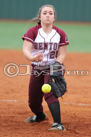 Cabot @ Benton Softball 3-10-2015 (©Justin Manning) JWM_0360