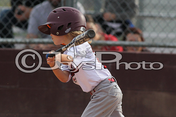 Bomb Squad vs. Panthers 6-7 year old baseball 5-12-2015 (©Justin Manning) JWM_0013