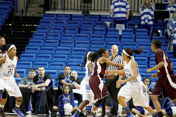 Middle Tennessee vs ULM  Women's 3-9-13 JWM0065 (©Justin Manning)