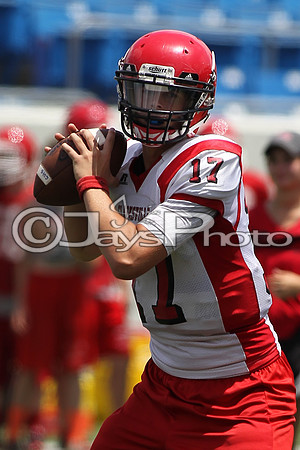 Football Team Camp (War Memorial Stadium) 6-16-2015 (©Justin Manning) JWM_0032