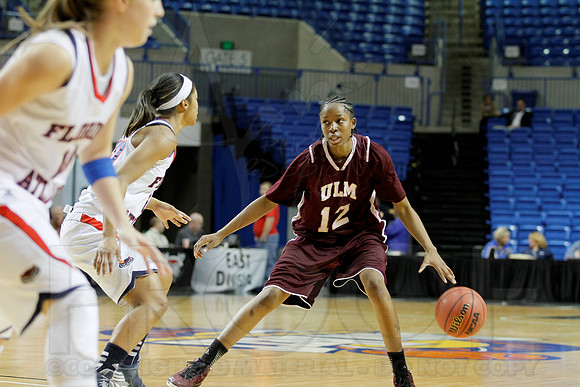 Florida Atlantic vs. UL-Monroe Women's JWM0245 (©Justin Manning)