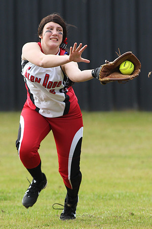 Glen Rose @ Malvern Softball 3-16-2015 (©Justin Manning) JWM_401