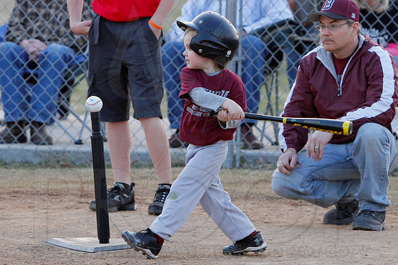 T-ball Angels vs Panthers 3-28-13 (© Justin Manning) JWM0028