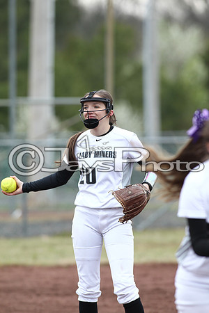 Bauxite vs. Brookland softball 3-28-2015 (©Justin Manning) JWM_0365