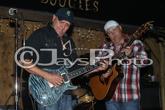 Midnight Hurricanes (Boogies)_0060