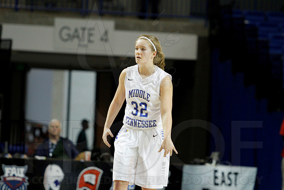 Middle Tennessee vs ULM  Women's 3-9-13 JWM0001 (©Justin Manning)