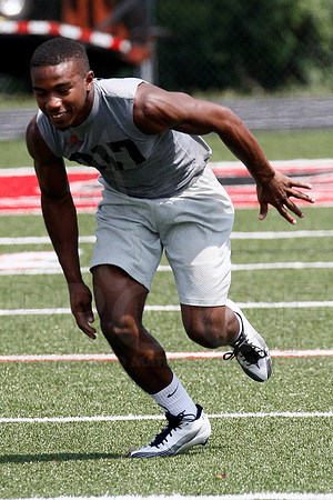 ArkansasVarsity Combine 5-26-12(Justin Manning)030
