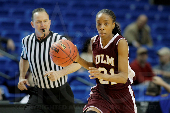 Florida Atlantic vs. UL-Monroe Women's JWM0156 (©Justin Manning)