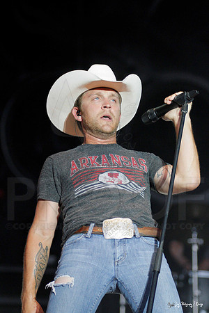 Justin Moore Concert 8-4-12(Justin Manning)152