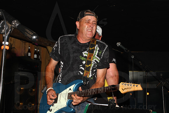 Midnight Hurricanes (Boogies) 8-2-2014 (©Justin Manning) JWM_128