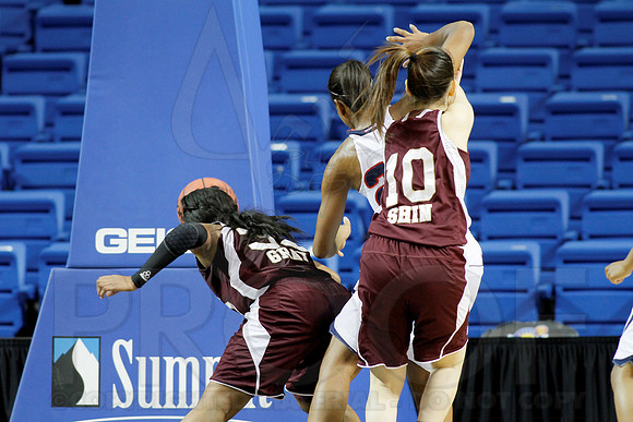 Florida Atlantic vs. UL-Monroe Women's JWM0235 (©Justin Manning)