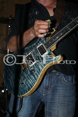 Midnight Hurricanes (Boogies)_0143