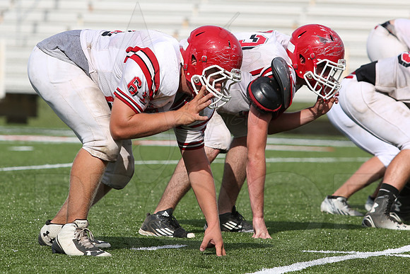 Glen Rose Football Practice 9-2-2014 (©Justin Manning) JWM_180