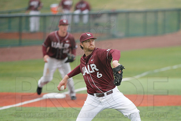 ASU @ UALR baseball 3-17-13 (© Justin Manning) JWM0246