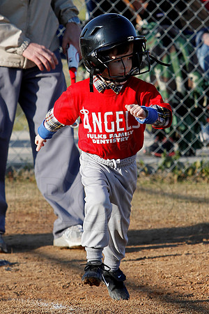 T-ball Angel's & Rangers 3-26-13 (© Justin Manning) JWM0016