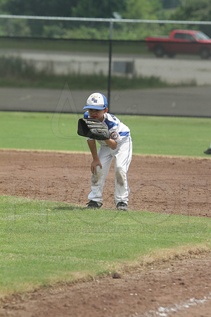 Benton vs. Sylvan Hills 5-6 year old All Stars 7-11-2014 (©Justin Manning) JWM_105