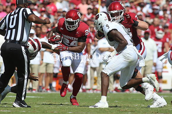 Arkansas State @ Oklahoma 9-2-23_JWM_0767