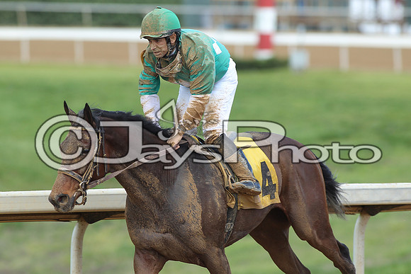 JWM 170415_ArkansasDerby_00431