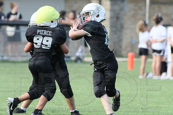 Bauxite Black-Gray games 4th, 5th, 6th, Junior high, Senior high scrimmage 8-22-13 (© Justin Manning) JWM0050