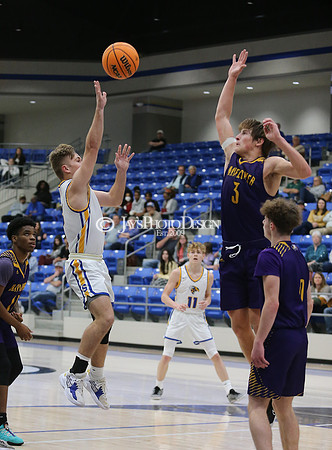 Sheridan vs. Mayflower Boys (Sheridan Holiday Classic) 12-30-21_JWM_0120