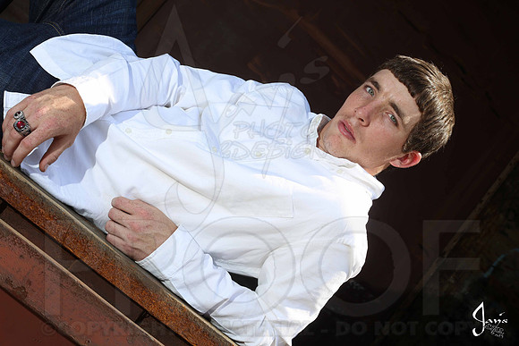 Collin & Makayla Senior pics 4-14-13 (© Justin Manning) JWM0273