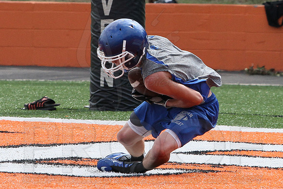 1st Annual James King 7 on 7 (Malvern) (� Justin Manning) JWM0231