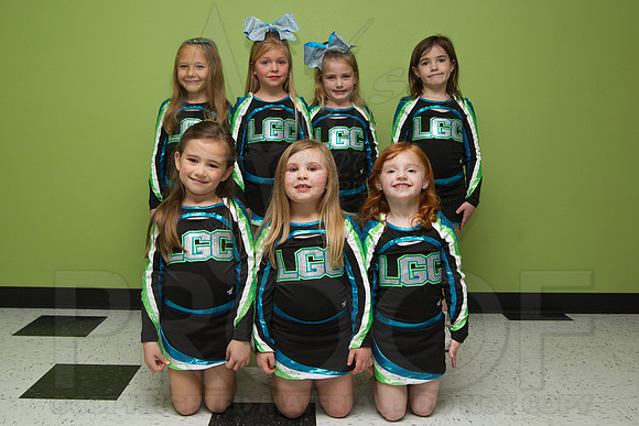 LGC_cheerpics_JWM_0123.jpg 4x6
