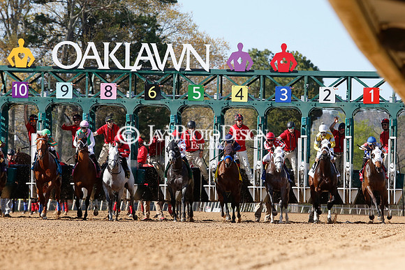 z220402_ArkansasDerbyday_Manning_JWM_0749