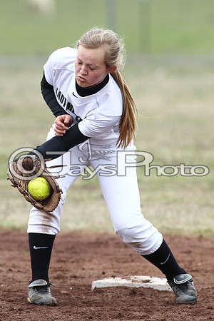 Bauxite vs. Brookland softball 3-28-2015 (©Justin Manning) JWM_0353