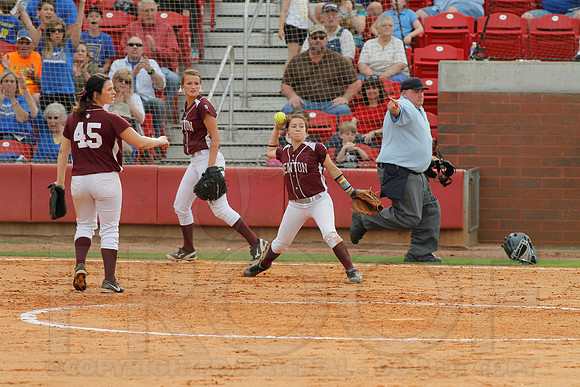 6A State Softball Finals Sheridan vs. Benton 5-23-2014 (© Justin Manning) JWM_0200