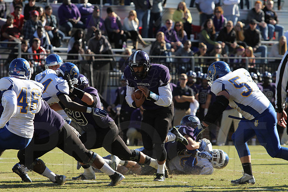 Southern Arkansas University @ Ouachita Baptist University 11-1-2014 (©Justin Manning) JWM_629
