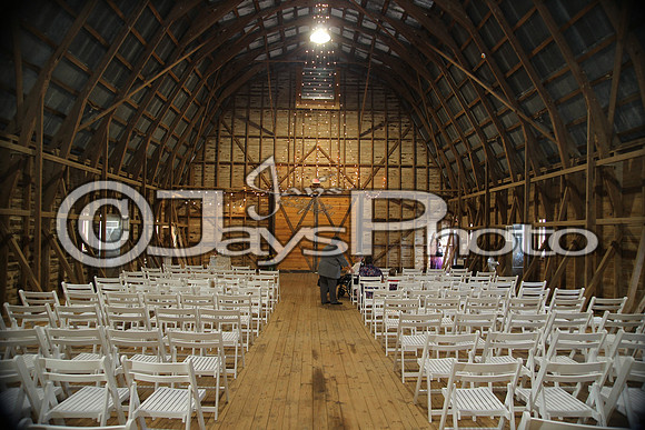 Mollie & Dustin Derrick 10-21-17_JWM0006