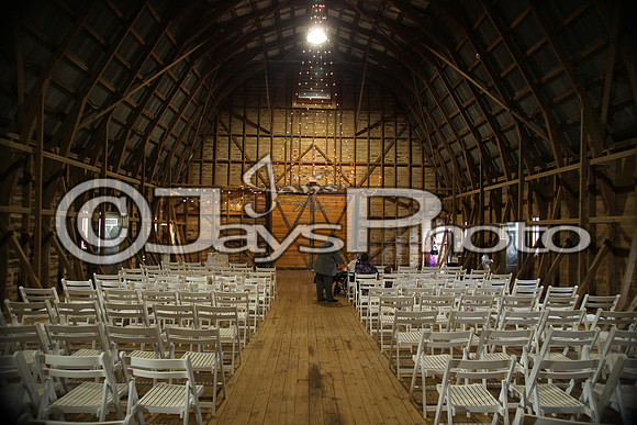 Mollie & Dustin Derrick 10-21-17_JWM0007