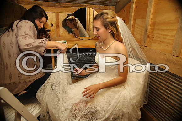 Mollie & Dustin Derrick 10-21-17_JWM0043