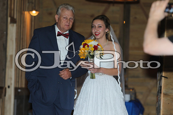 Mollie & Dustin Derrick 10-21-17_JWM0115
