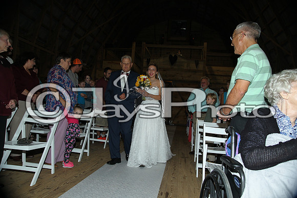 Mollie & Dustin Derrick 10-21-17_JWM0121