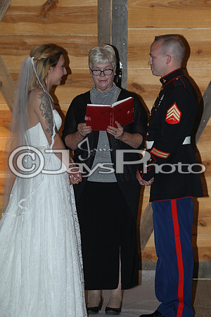 Mollie & Dustin Derrick 10-21-17_JWM0145
