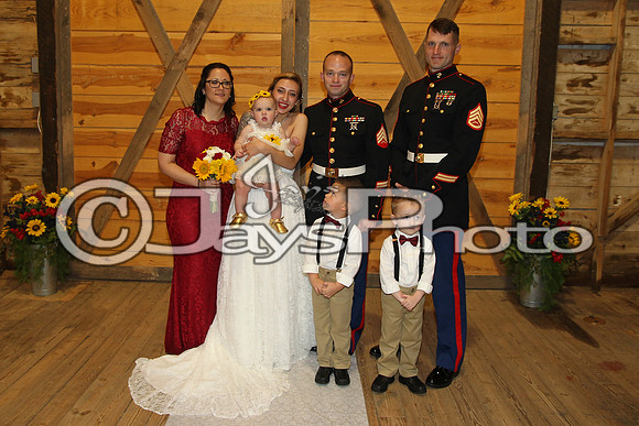 Mollie & Dustin Derrick 10-21-17_JWM0271