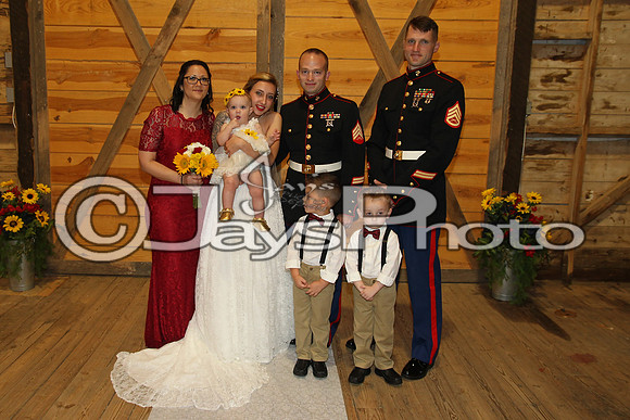 Mollie & Dustin Derrick 10-21-17_JWM0273
