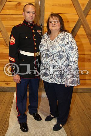 Mollie & Dustin Derrick 10-21-17_JWM0307