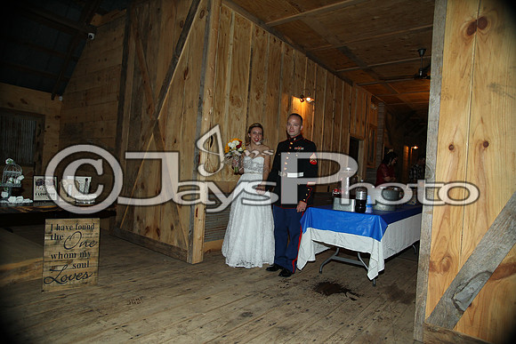 Mollie & Dustin Derrick 10-21-17_JWM0407