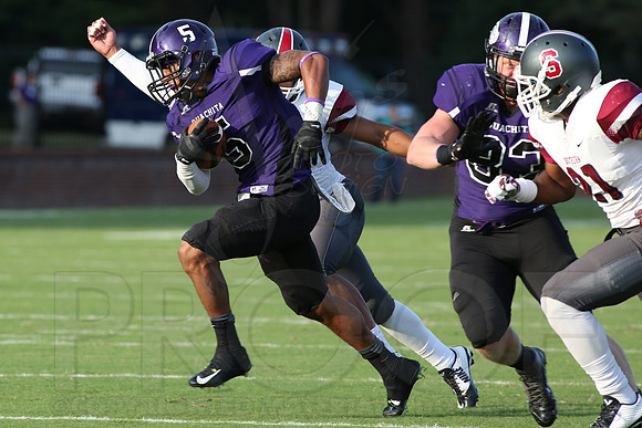 Southern Nazarene @ OBU 9-13-2014 (©Justin Manning) JWM_271