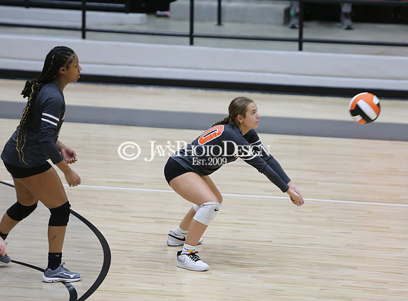 Bauxite @ Malvern 9th grade 8-27-24_JWM_0025