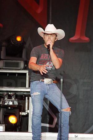 Justin Moore Concert 8-4-12(Justin Manning)054