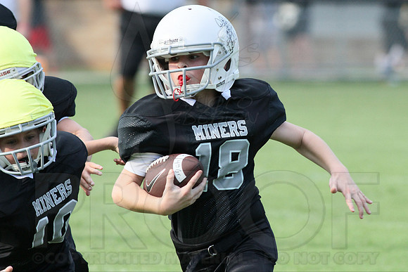 Bauxite Black-Gray games 4th, 5th, 6th, Junior high, Senior high scrimmage 8-22-13 (© Justin Manning) JWM0056
