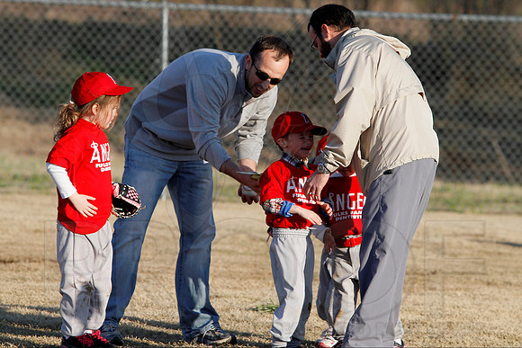 T-ball Angel's & Rangers 3-26-13 (© Justin Manning) JWM0078