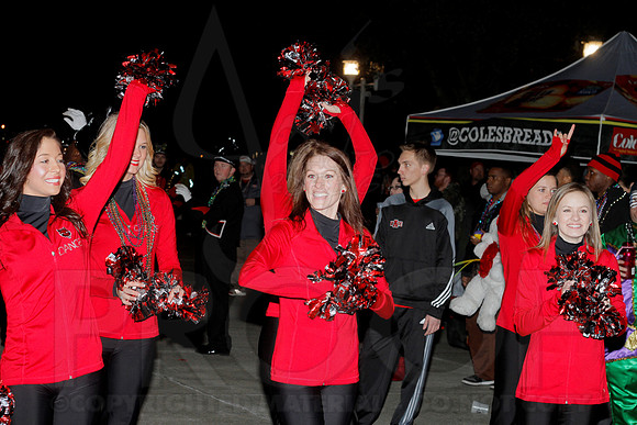 GoDaddy Bowl Mardi Gras Parade (©Justin Manning) JWM_0238